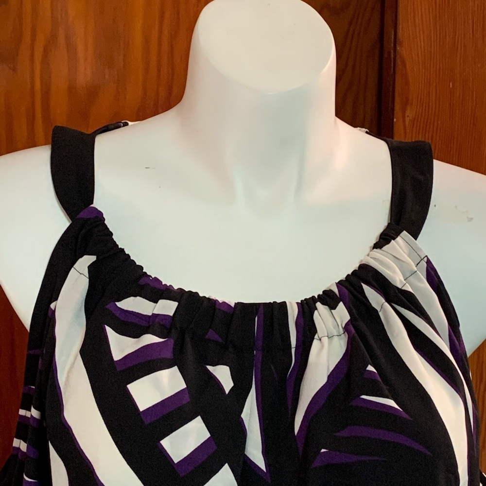 Avenue Studio Sleeveless Blouse - Size 26/28